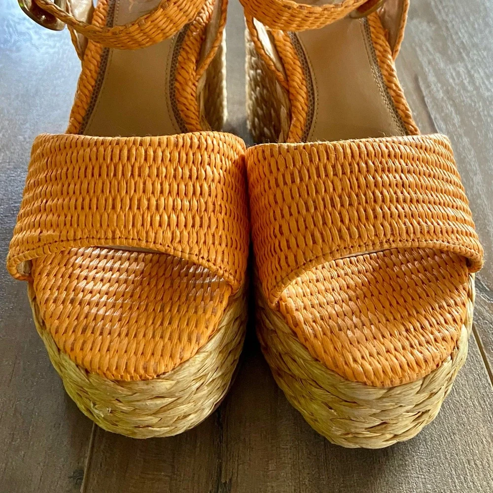 Sam Edelman April Platform Wedge Espadrille Sandal in Mari Gold Raffia